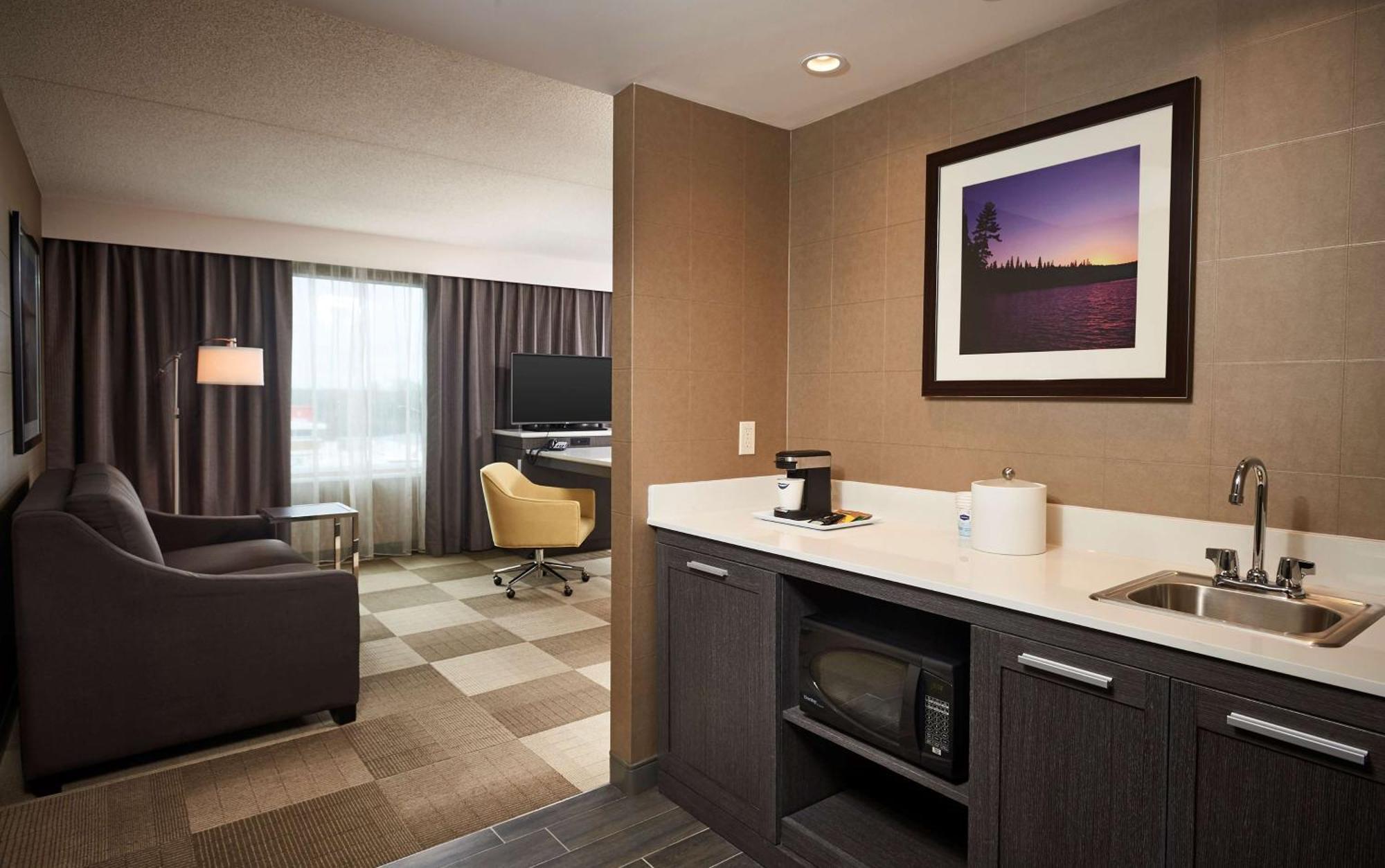Hampton By Hilton Hotel
