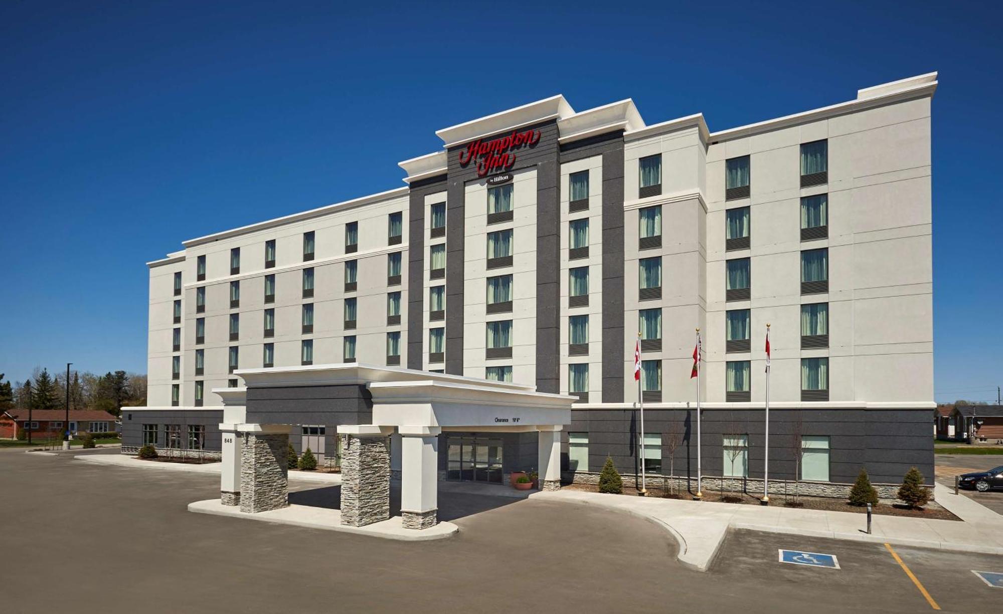 Hampton By Hilton Hotel 3*